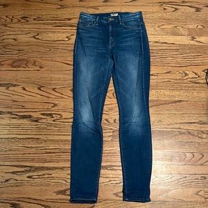 MOTHER High Waisted “LOOKER” Skinny Jeans